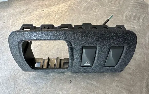 Traction control (ASR) switch