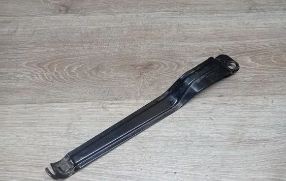 Volvo V70 Battery bracket 30667262
