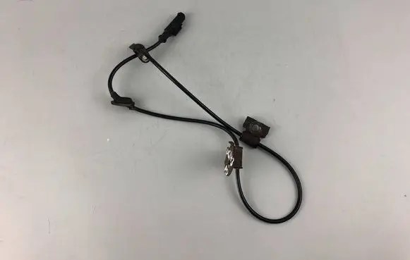 Subaru Legacy ABS brake wheel speed sensor 27540AG00