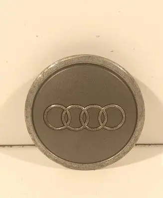 Audi A6 S6 C5 4B Original wheel cap 4B0601170A