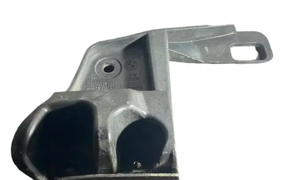 BMW X3 E83 Front bumper mounting bracket 12125310 3400956