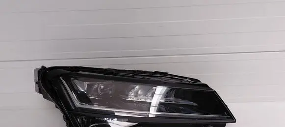 Skoda Superb B8 (3V) Headlight/headlamp 3V1941016
