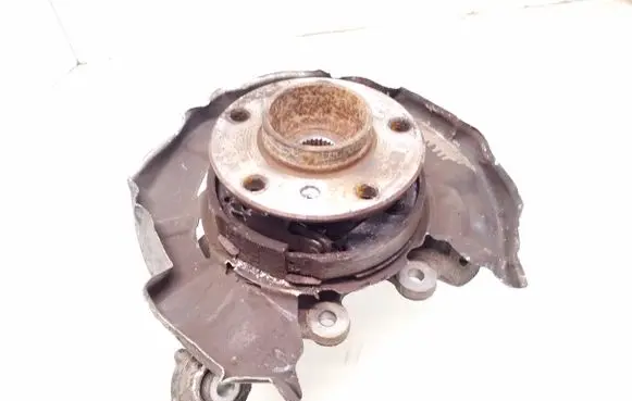 BMW 1 F20 F21 Rear wheel hub spindle/knuckle 110712R