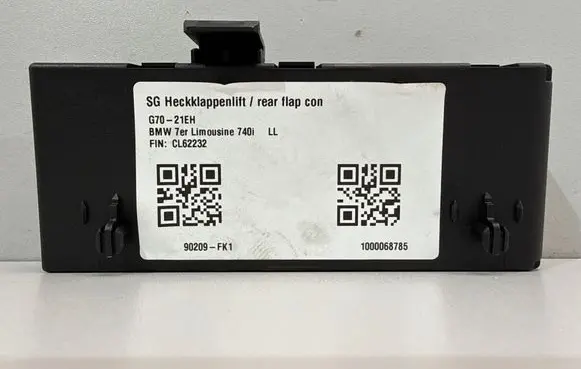 BMW 7 G70 Tailgate/trunk control unit/module 5A74B11