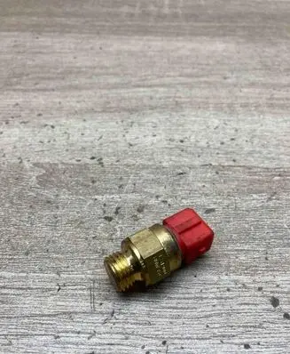 BMW 5 E39 Coolant temperature sensor 1741900