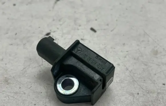 Mercedes-Benz E W212 Airbag deployment crash/impact sensor A1729056000