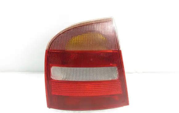 Skoda Octavia Mk1 (1U) Rear/tail lights 1U6945095 1U6945111