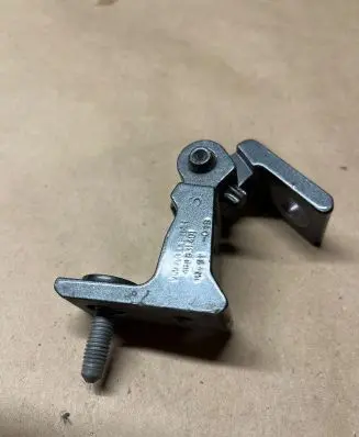 Audi A7 S7 4G Rear door lower hinge 4G0831401