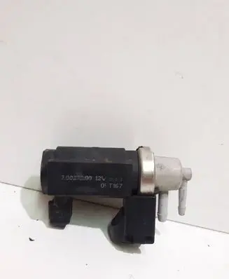 Hyundai Tucson JM Vacuum valve 70027300 05T167