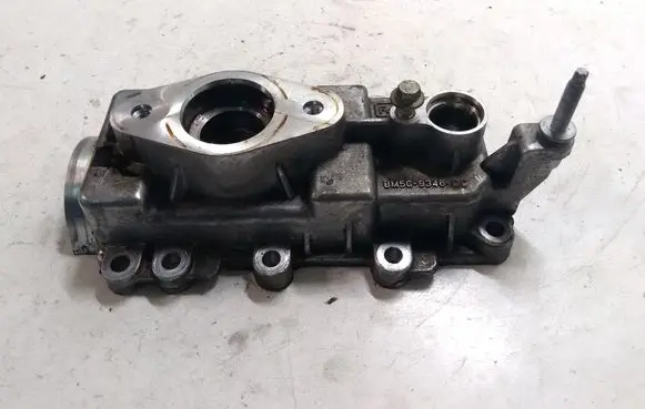 Ford Focus Other cylinder head part BM5G9346CC