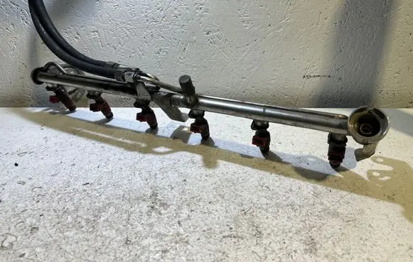 Mercedes-Benz E W124 Fuel injector 0280155757