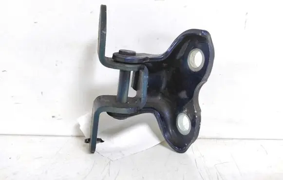 Toyota Avensis T250 Rear door upper hinge 68750-05020