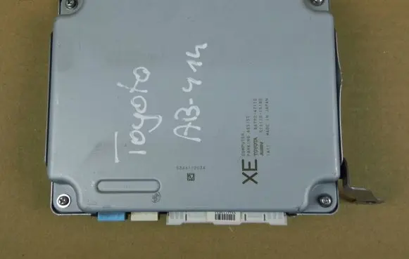 Toyota Prius (XW30) Parking PDC control unit/module 8679247110