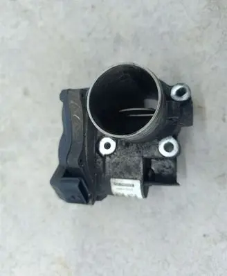 Opel Movano B Throttle body valve 