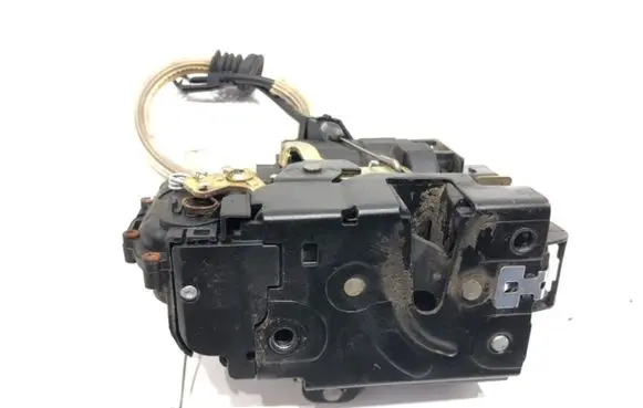 Seat Toledo II (1M) Front door lock