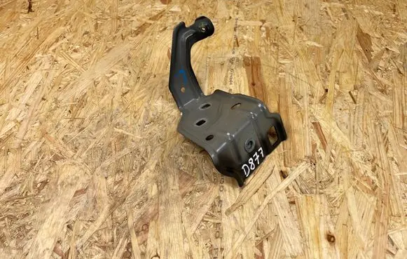 Mercedes-Benz GLA H247 Fender mounting bracket A2478811500