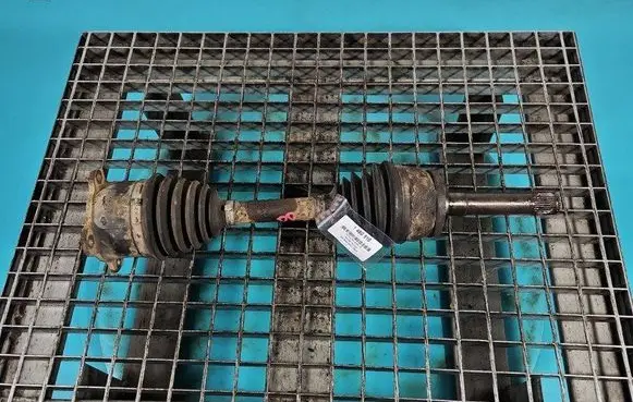 Front driveshaft