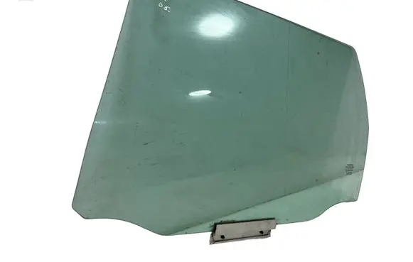 Volvo V70 Rear door window glass 43R001105 DOT57M20AS2 E000186