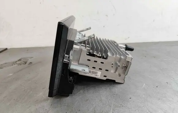 MG MG5 II Radio/CD/DVD/GPS head unit 11505340