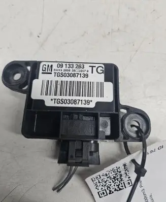 Opel Zafira A Airbag deployment crash/impact sensor 09133263