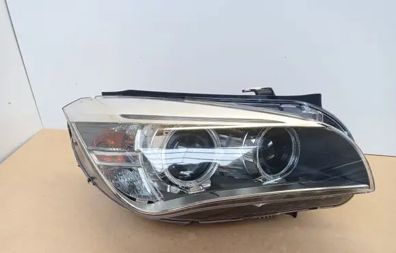 BMW X1 E84 Headlight/headlamp 7290240