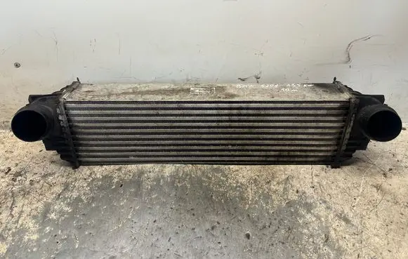 BMW 5 F10 F11 Intercooler radiator 780562906