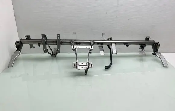 Peugeot Traveller Dashboard cross member/frame bar 107289