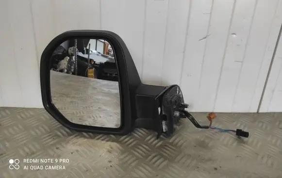 Peugeot Partner Front door electric wing mirror 96777523XT