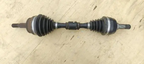 Volvo S40, V40 Front driveshaft 