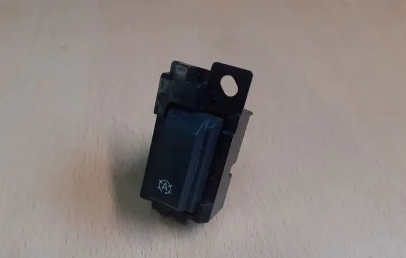 Dacia Dokker Other switches/knobs/shifts 251560996R