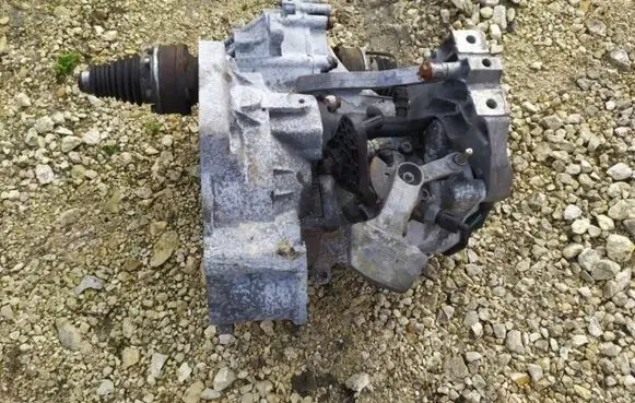 Seat Alhambra (Mk1) Manual 7 speed gearbox 