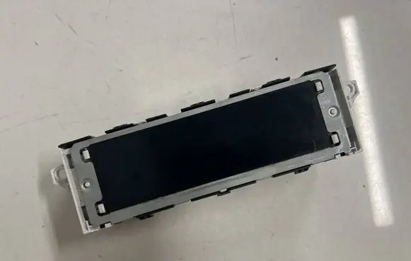 Peugeot RCZ Screen/display/small screen 967585958000
