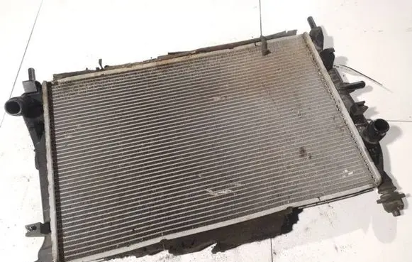 Ford Mondeo Mk III Coolant radiator