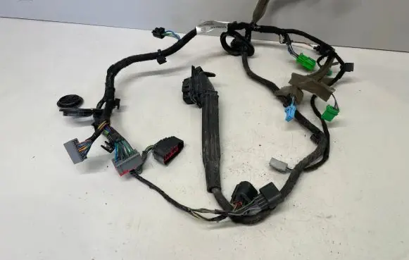 Volvo XC60 Front door wiring loom 31318685 31318685001