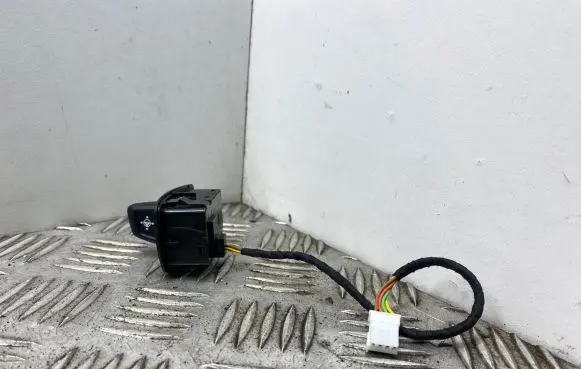 BMW 5 F10 F11 Steering wheel adjustment switch 9188877 61319188877