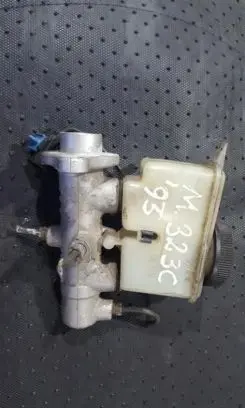 Mazda 323 Master brake cylinder