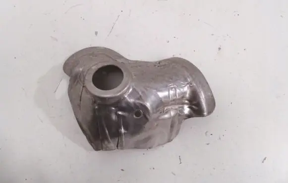 Opel Mokka Exhaust heat shield 555677131