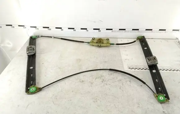 Audi Q7 4L Front window lifting mechanism without motor 995486102