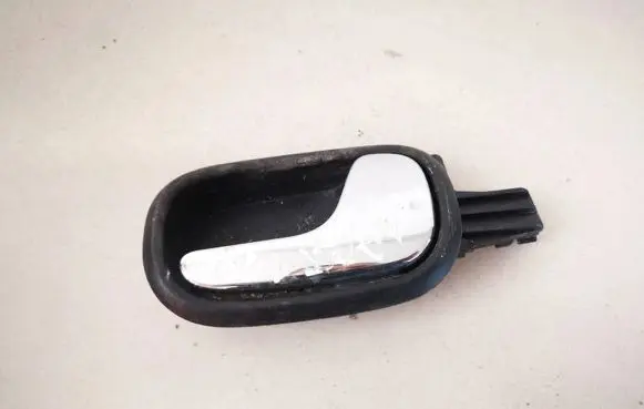 Audi A4 S4 B5 8D Rear door interior handle 8D0839020 8D0.839.020