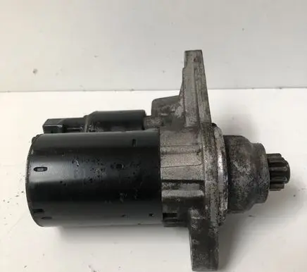 Volkswagen Polo Starter motor 0001120400