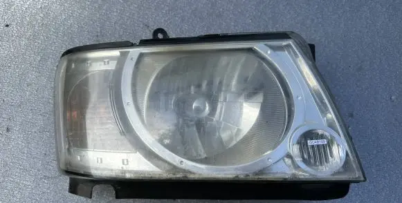 Nissan Patrol Y61 Headlight/headlamp 26010VD327
