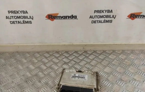 Volkswagen PASSAT B7 Engine control unit/module 030906032AM 0261206750 26SA0000