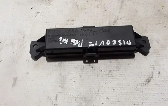 Land Rover Discovery Sport Other engine bay part FK727L195BA