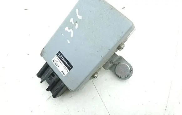 Toyota GT 86 Fuel injection pump control unit/module 22648AA200 1049930800