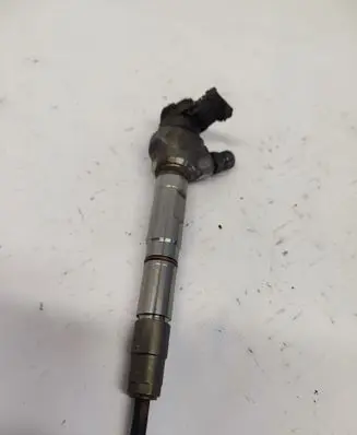 Fuel injector