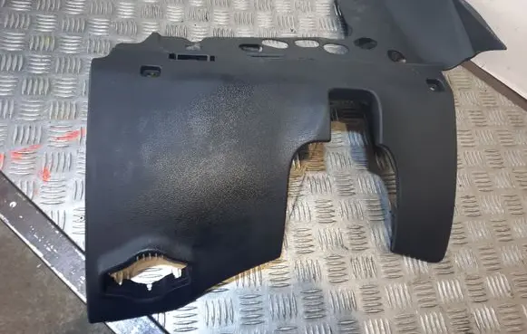 Audi Q5 SQ5 Dashboard lower bottom trim panel 8R2863076