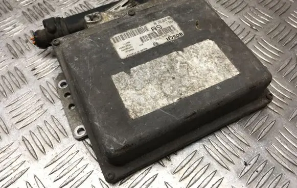 Peugeot 206 Engine control unit/module 0261204788 9631528780 70360090
