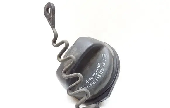Volvo XC70 Fuel tank filler cap 