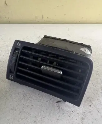Toyota Avensis T250 Dashboard side air vent grill/cover trim BOURBON8518