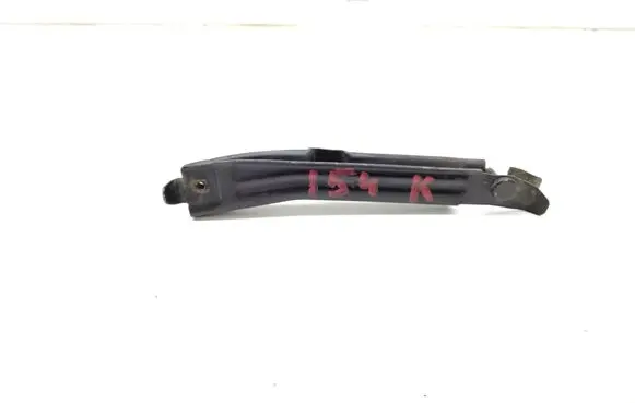 Mercedes-Benz R W251 Fender mounting bracket A2518801114